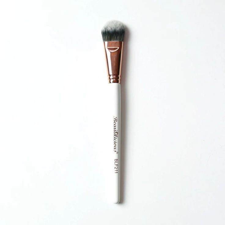 Tapered Foundation Brush - BLF 211