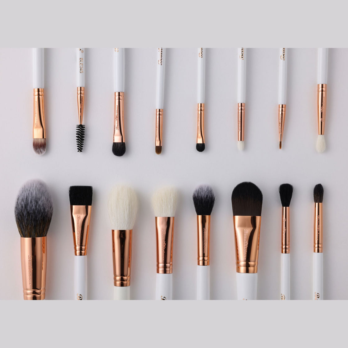 16 Piece Makeup Set Essential Brush Kit