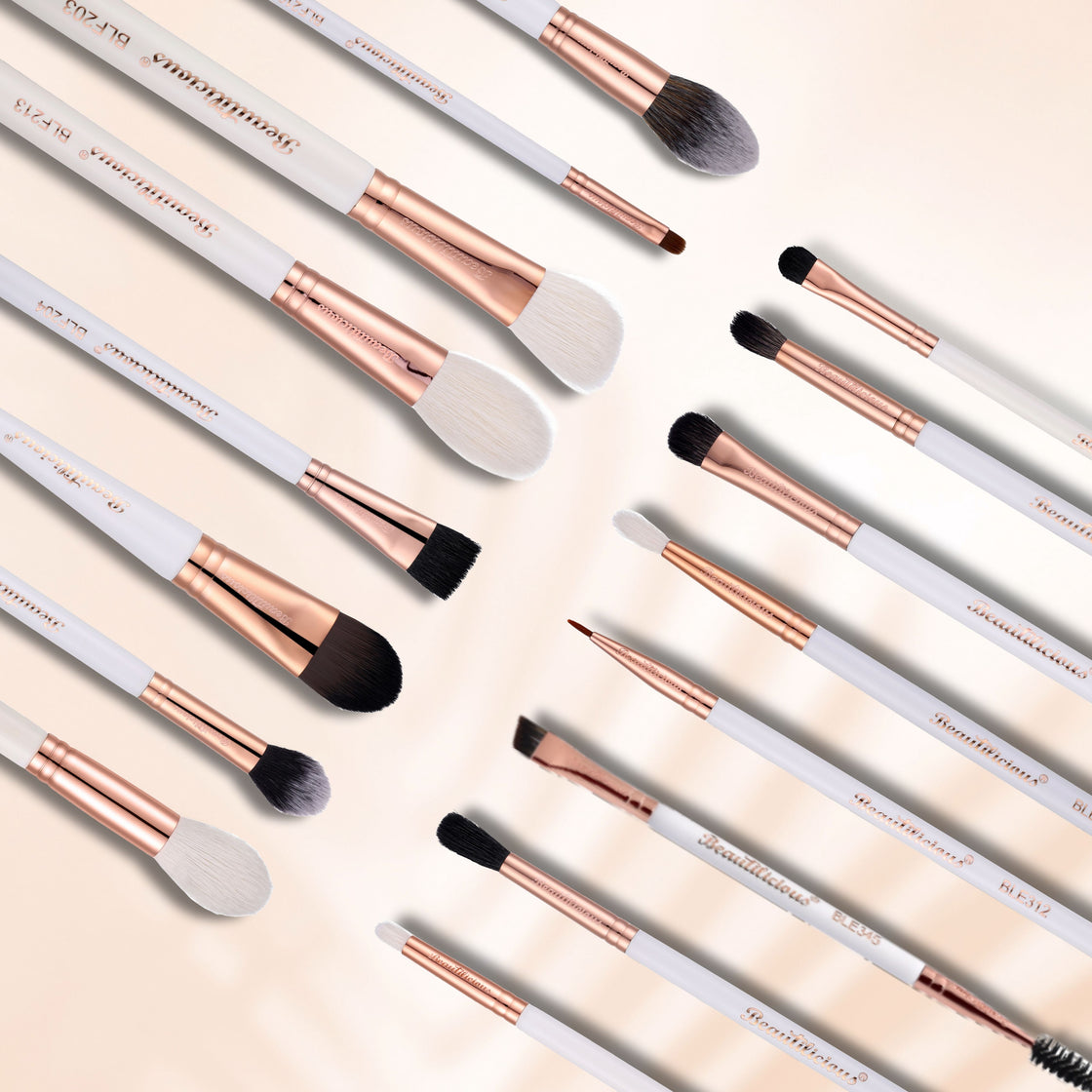 Solo Glow Beauty Kit - Set of 16 Brushes